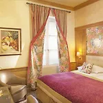 Hotel La Perle 3*