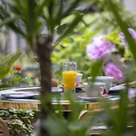 La Perle Hotel Paris