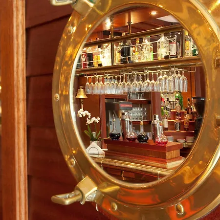 La Perle Saint Germain Des Pres Paris